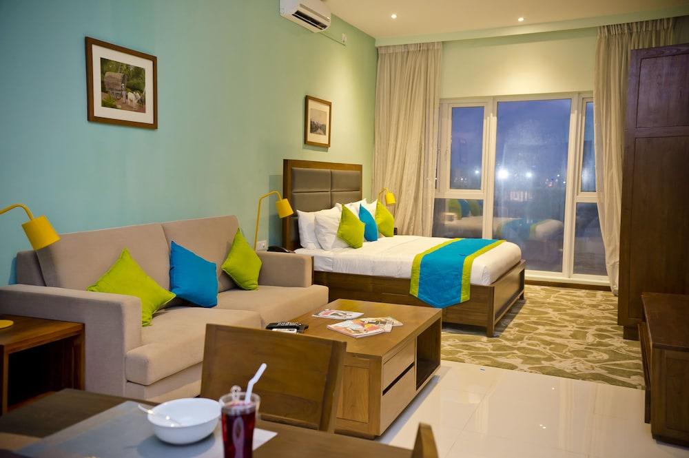 Ocean Edge Suites & Hotel Colombo Exterior foto