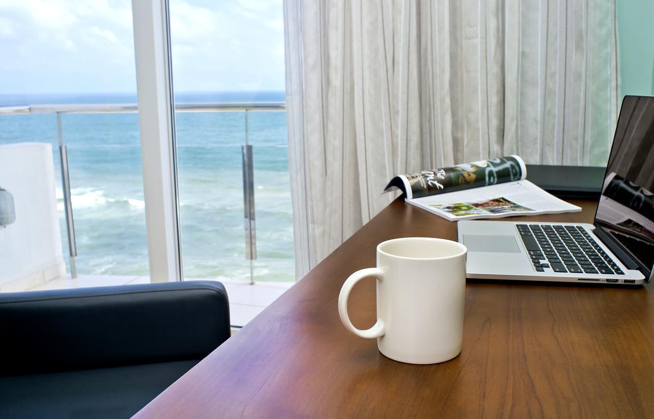 Ocean Edge Suites & Hotel Colombo Exterior foto