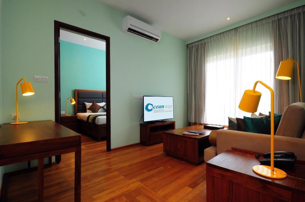 Ocean Edge Suites & Hotel Colombo Exterior foto